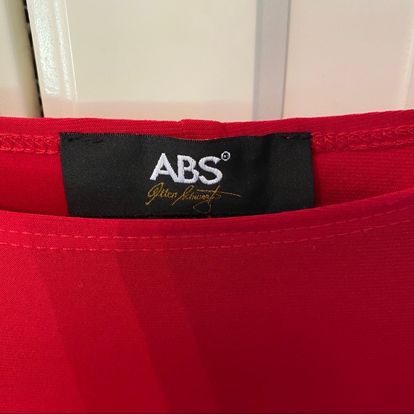 LIKE NEW RED DRESS - Picture 4 of 8